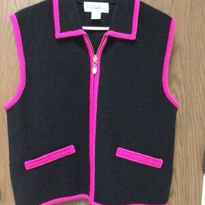 Lisa International black knit vest boiled 100% wool zipper, pink trim, sz L